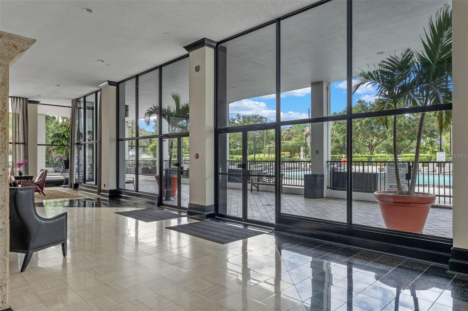 PARK LAKE TOWERS - Residential