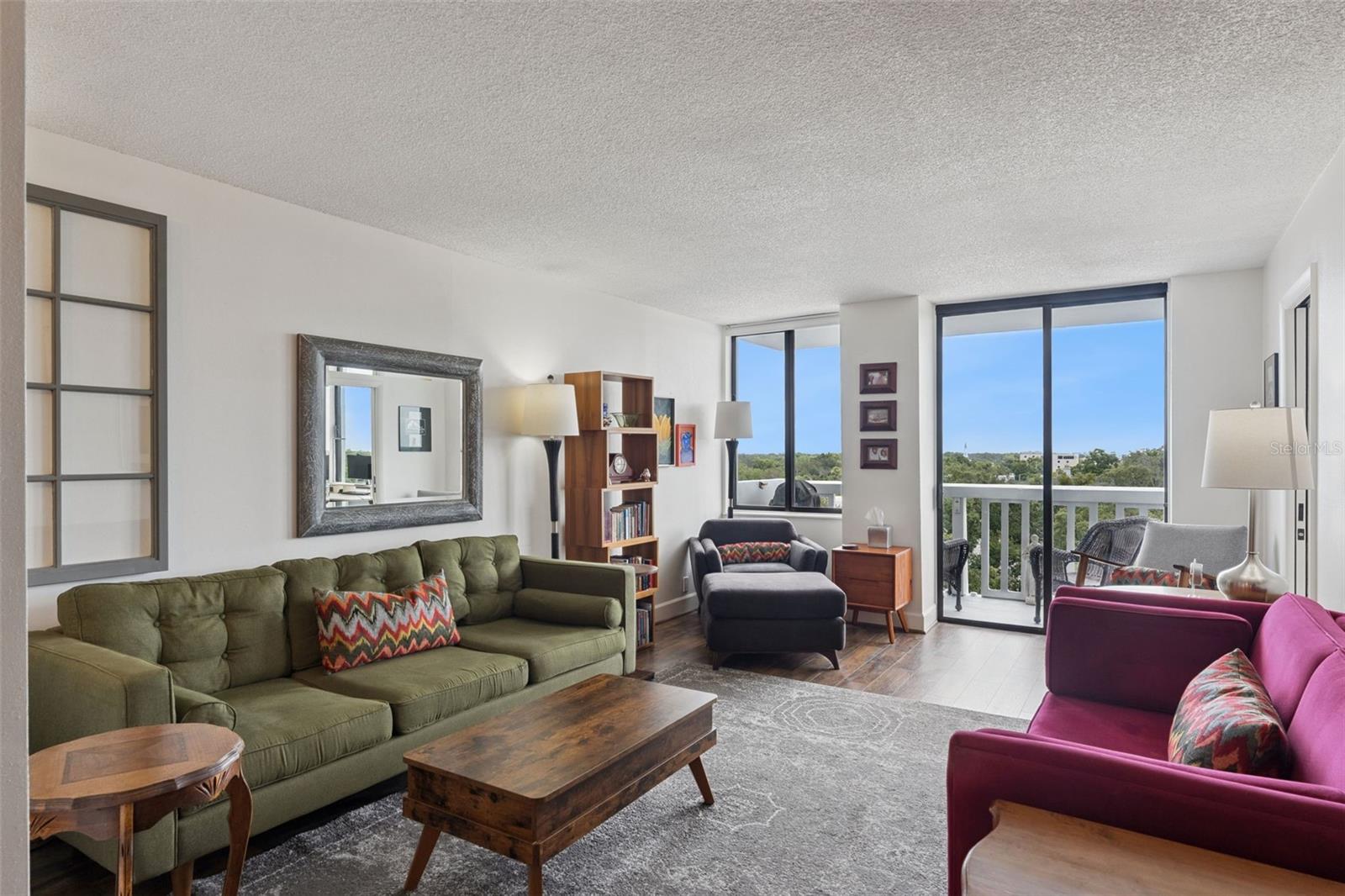 PARK LAKE TOWERS - Residential