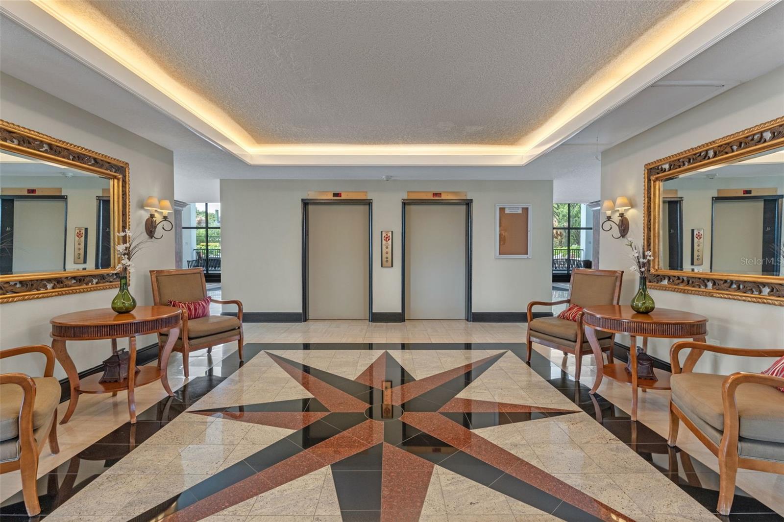 PARK LAKE TOWERS - Residential