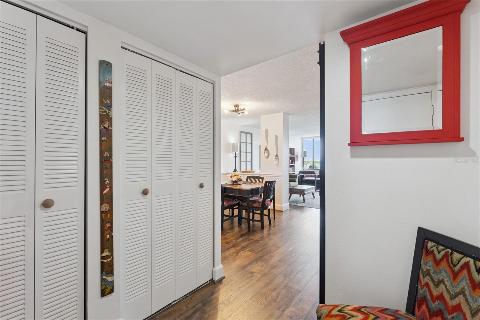 PARK LAKE TOWERS - Residential