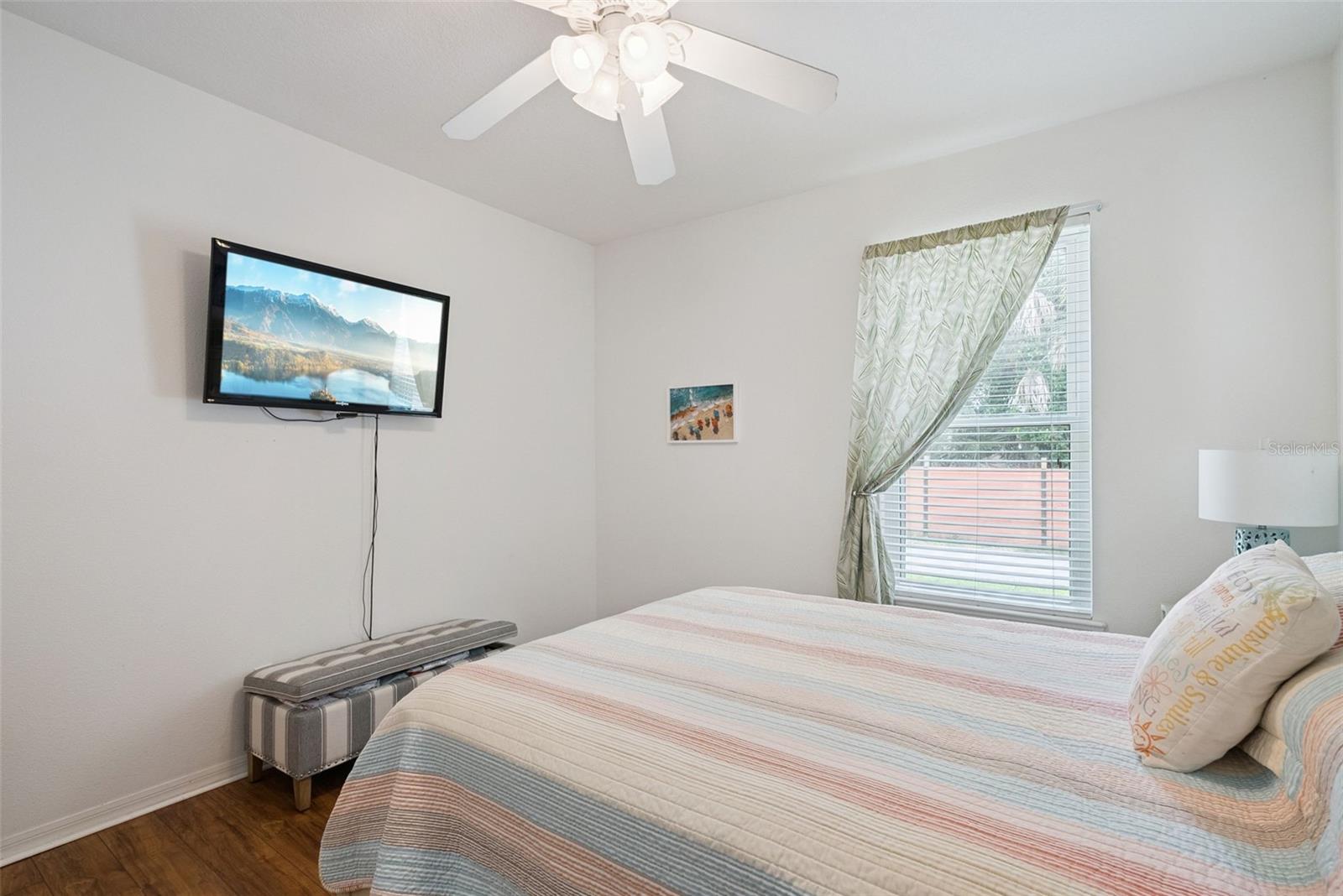 EUREKA HAMMOCK - Residential