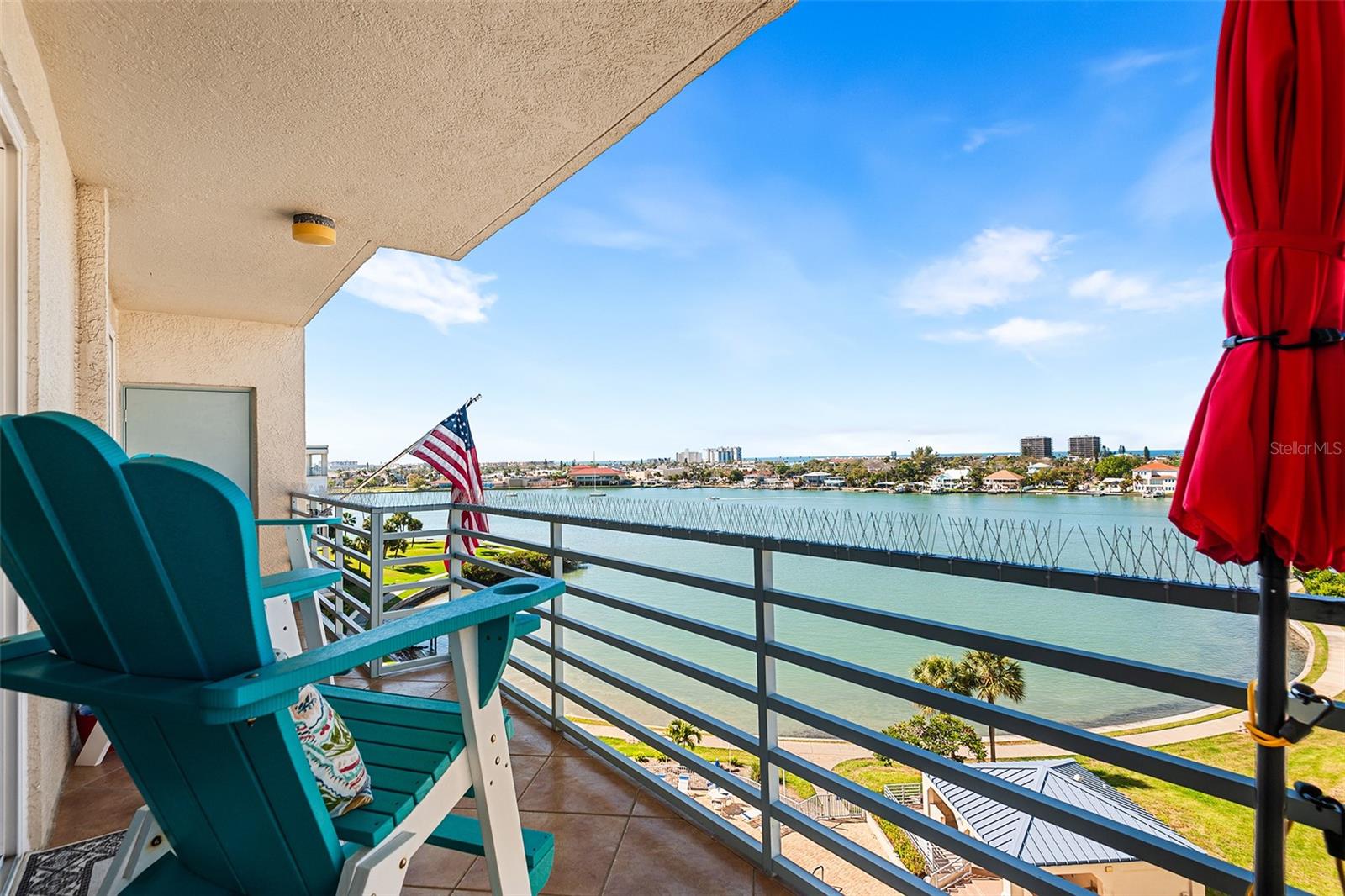 HARBOURSIDE CONDO - Residential