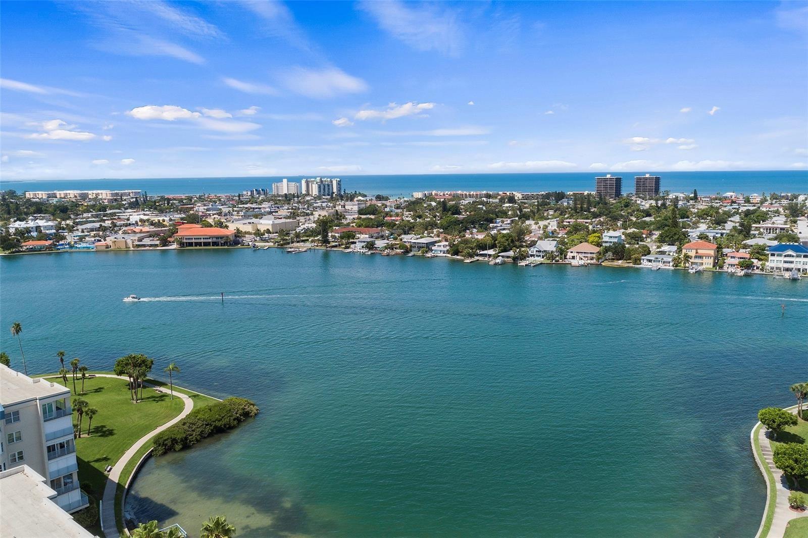 HARBOURSIDE CONDO - Residential