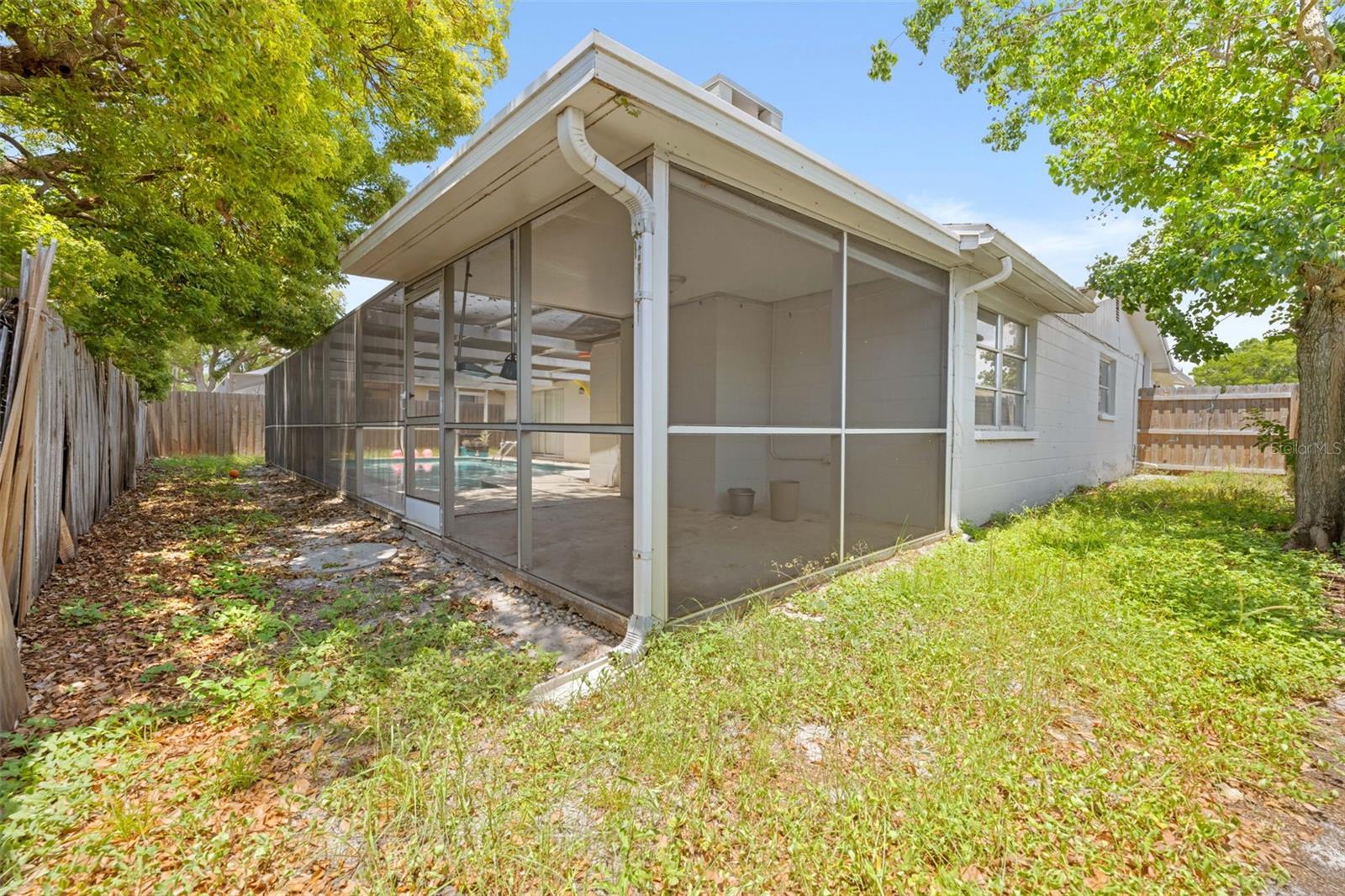 REGENCY PARK - Residential