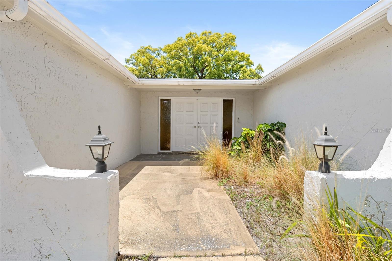 REGENCY PARK - Residential