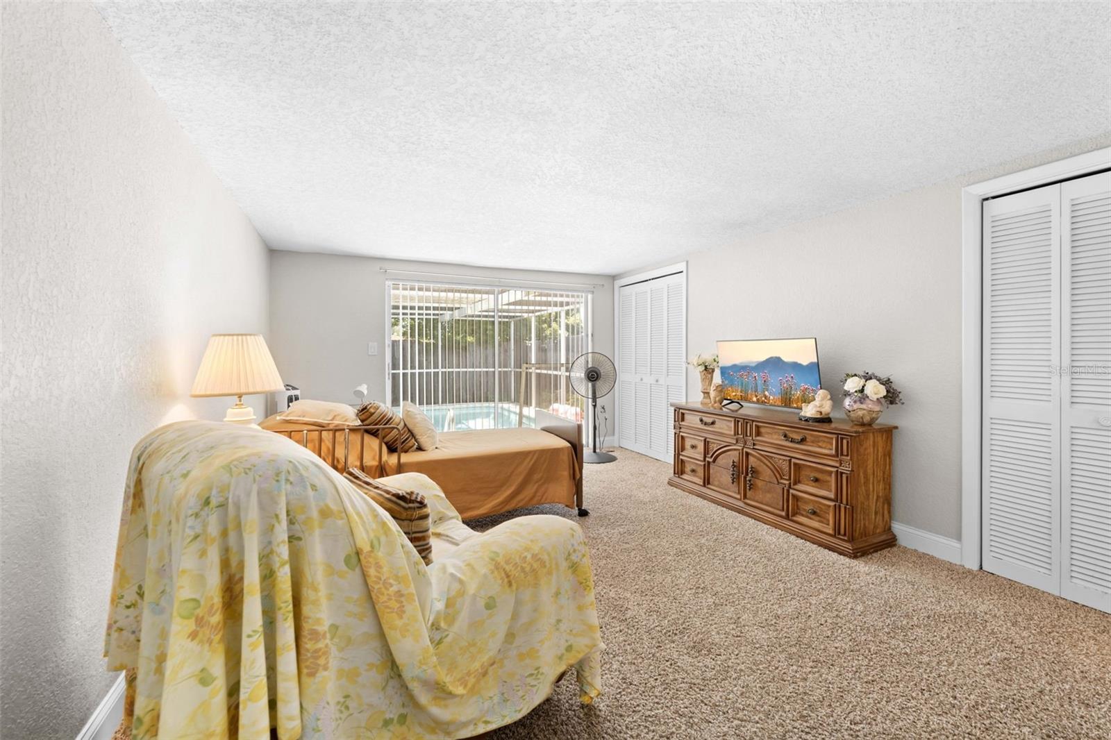 REGENCY PARK - Residential