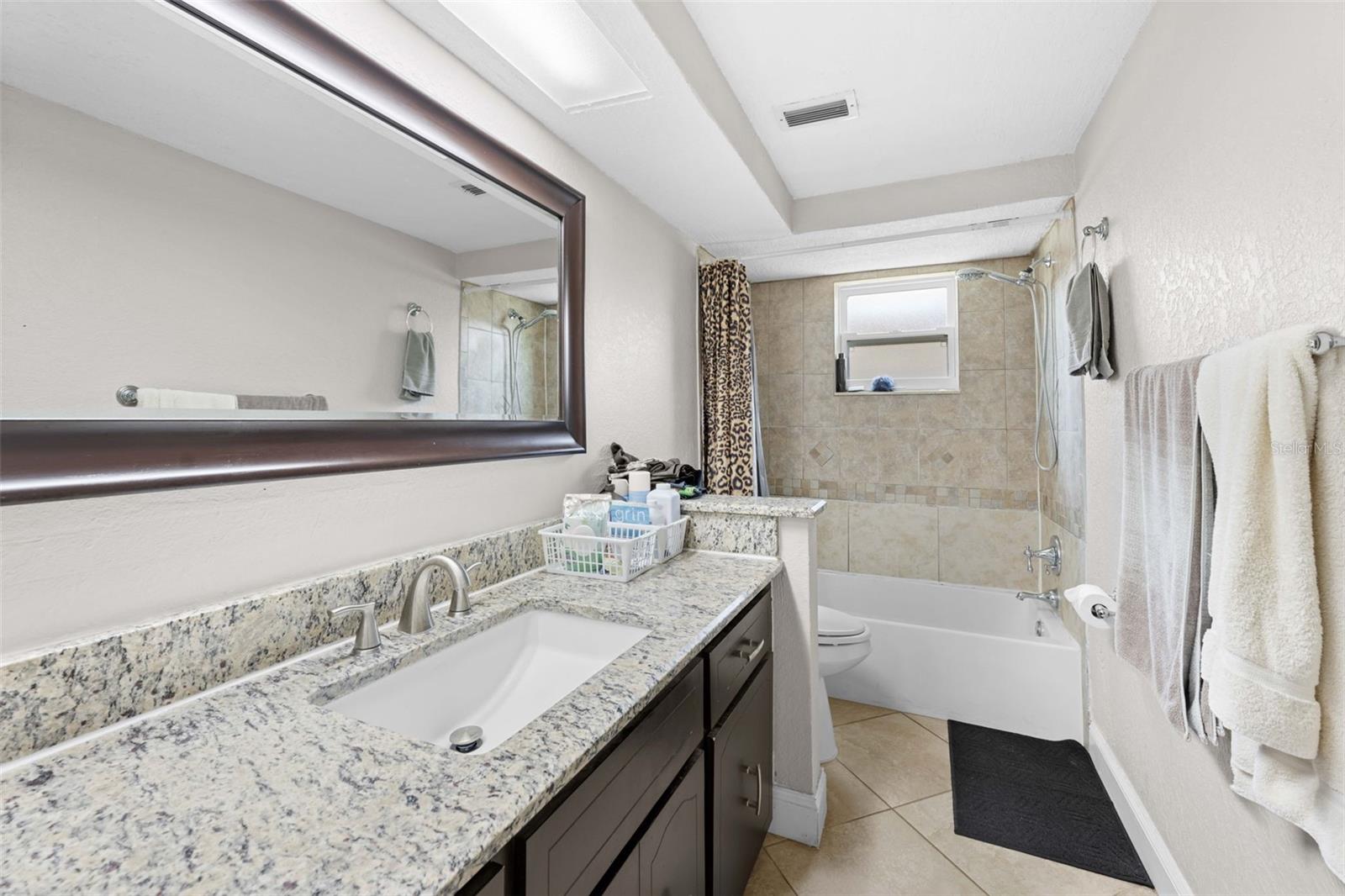 REGENCY PARK - Residential