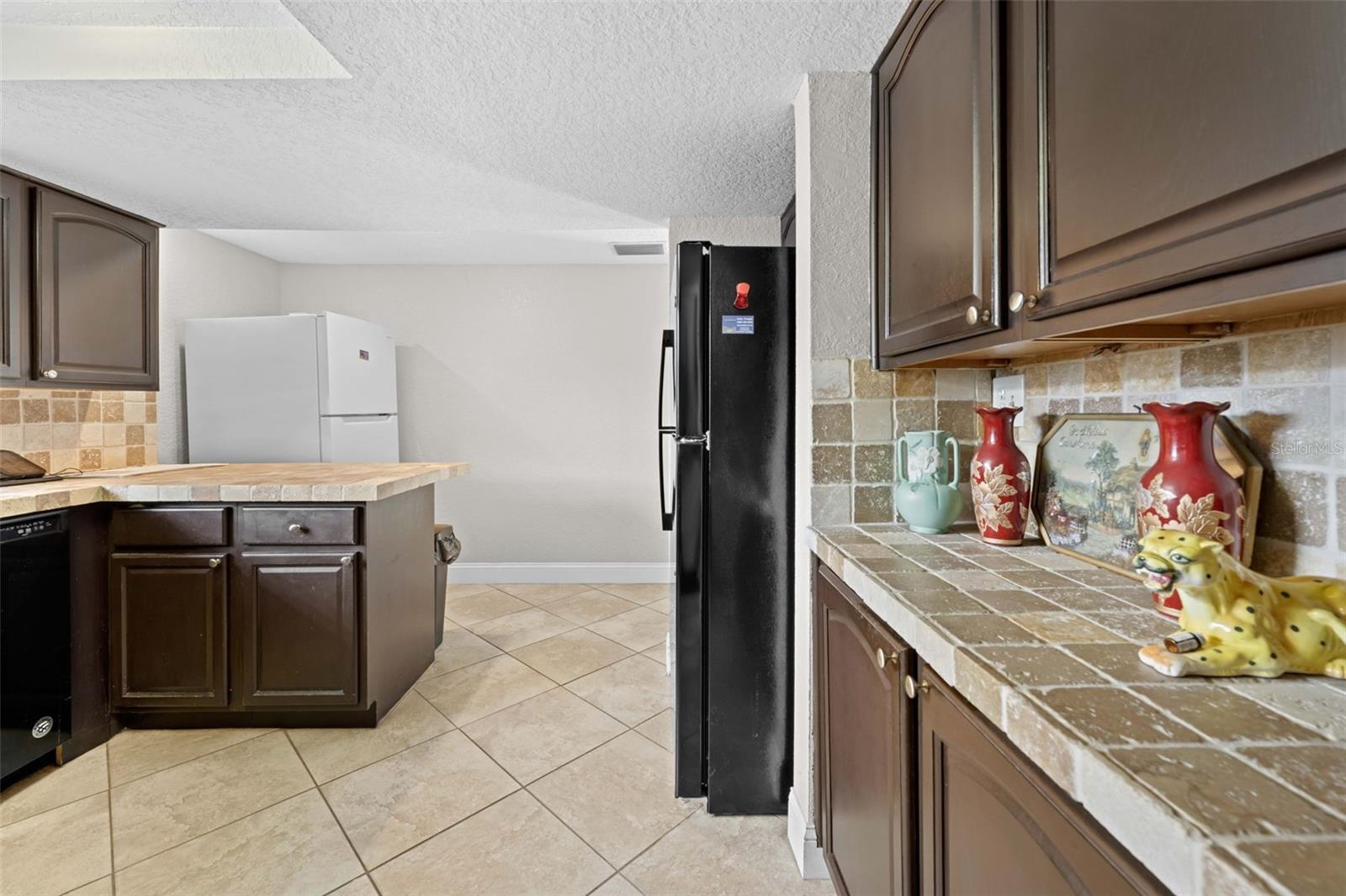 REGENCY PARK - Residential