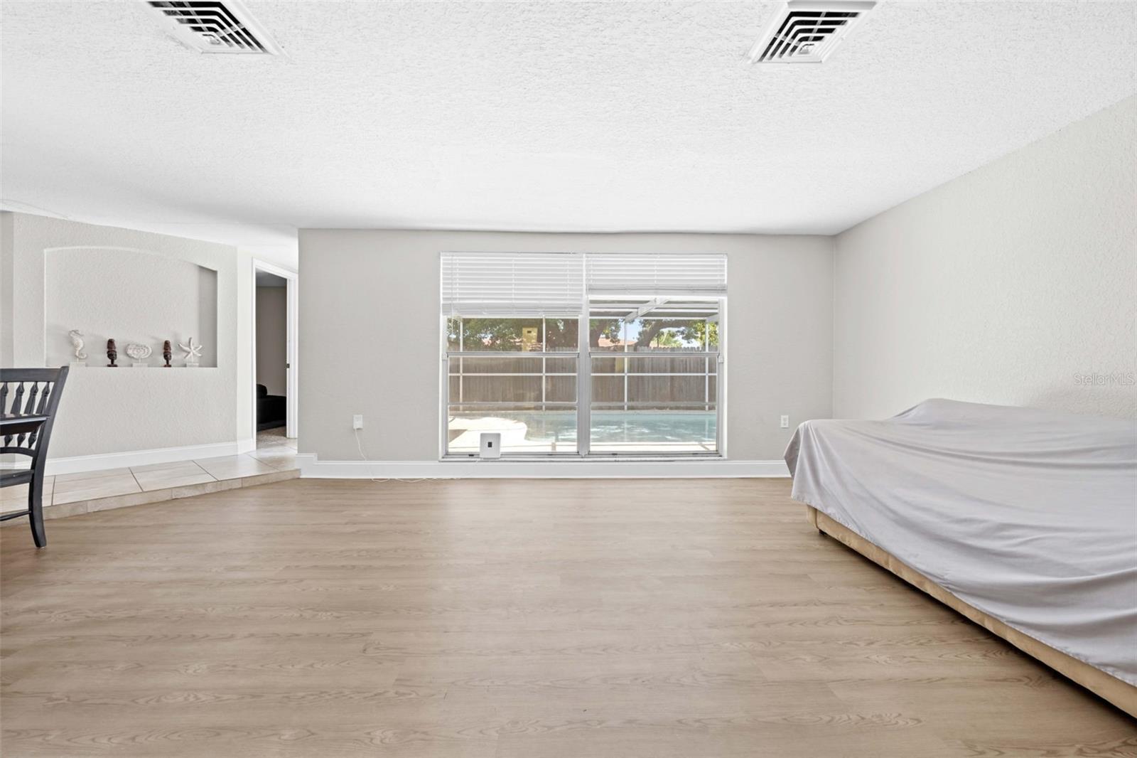 REGENCY PARK - Residential