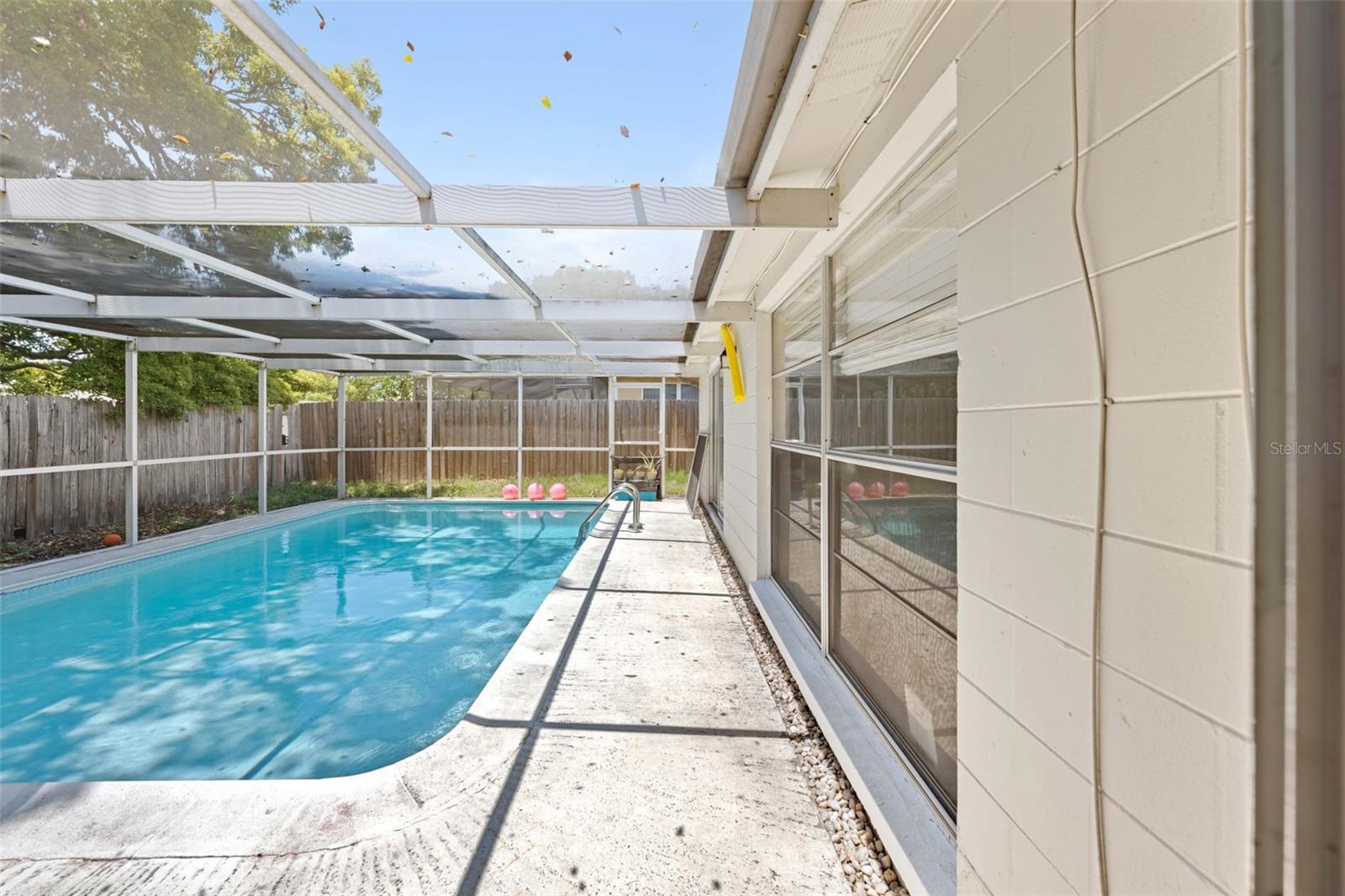 REGENCY PARK - Residential