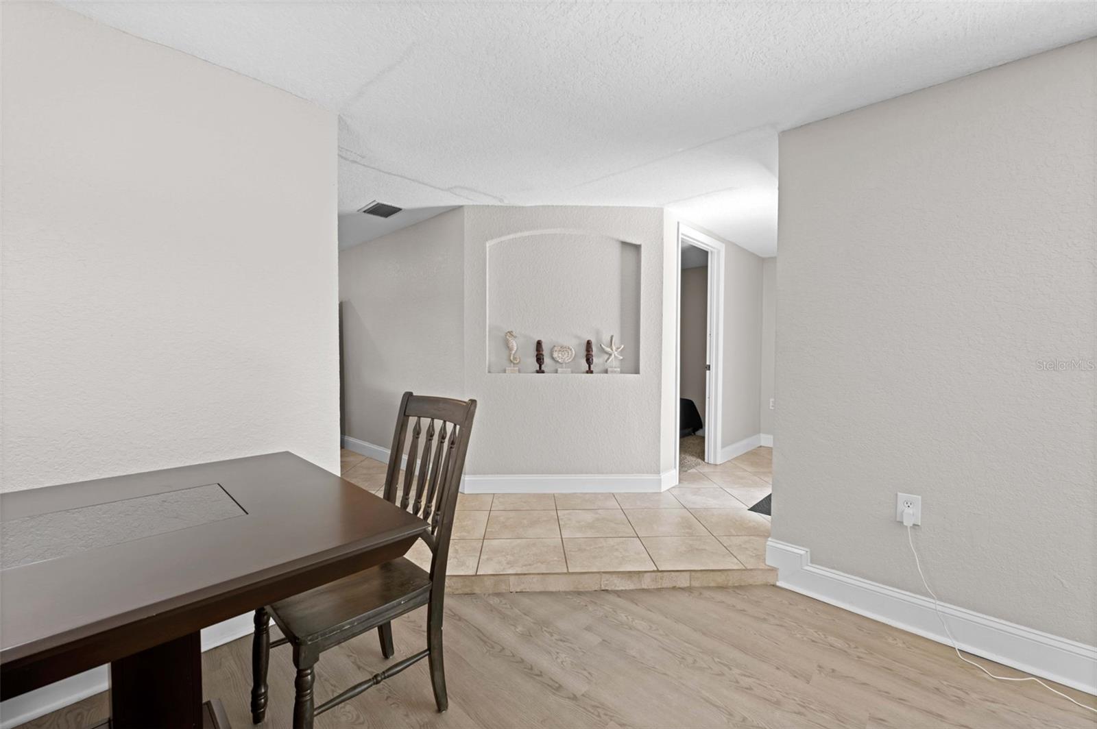 REGENCY PARK - Residential