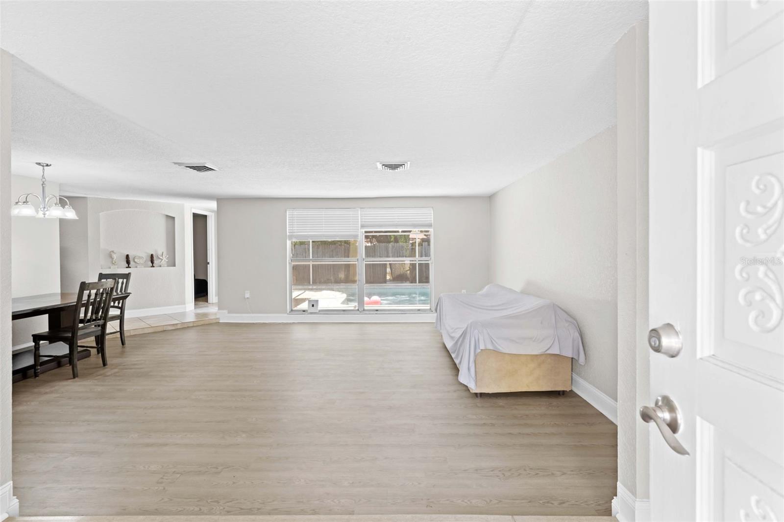 REGENCY PARK - Residential