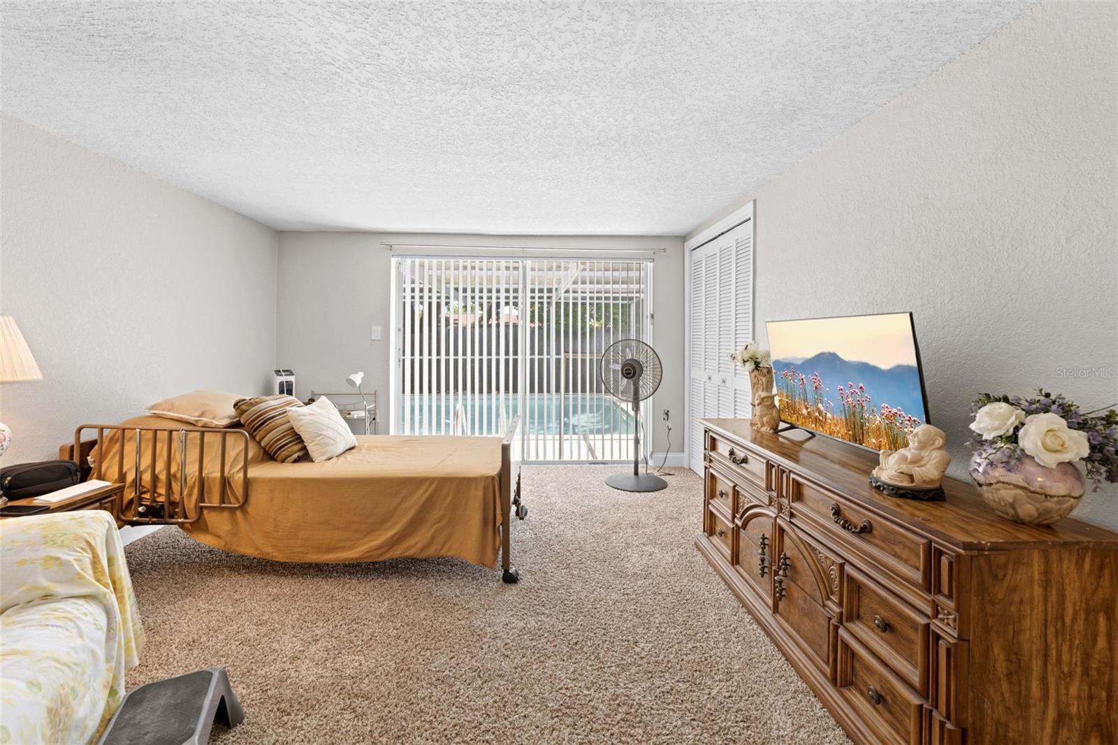REGENCY PARK - Residential
