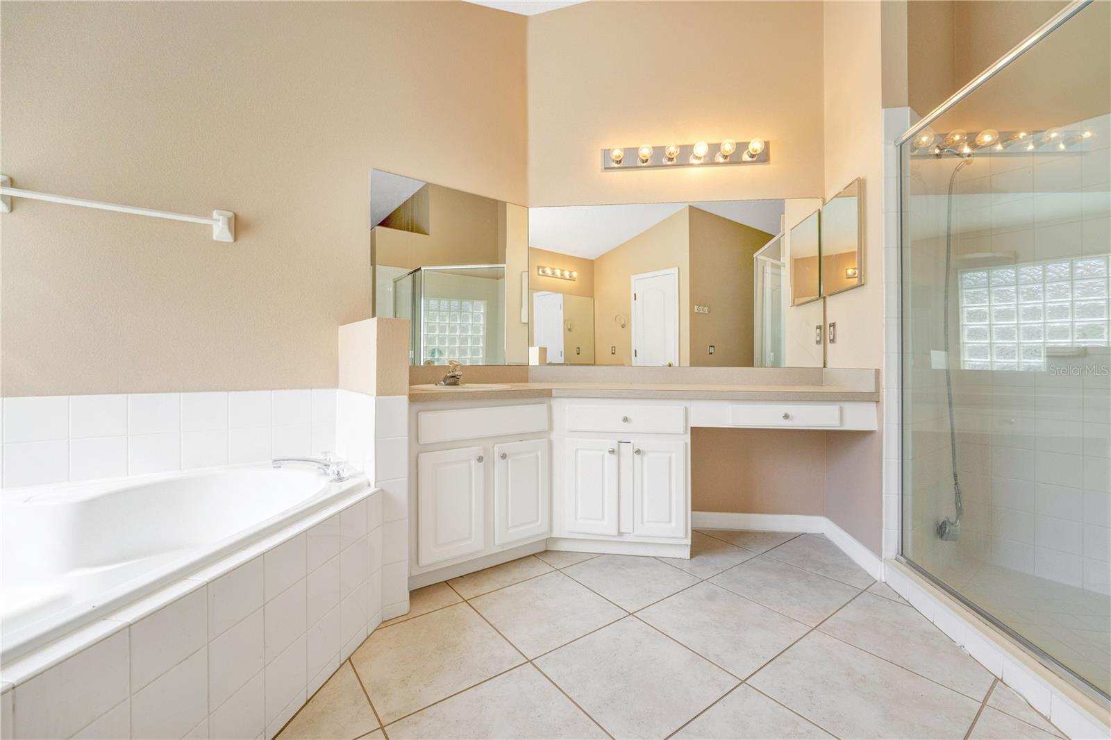 LA VINA 49 135 - Residential