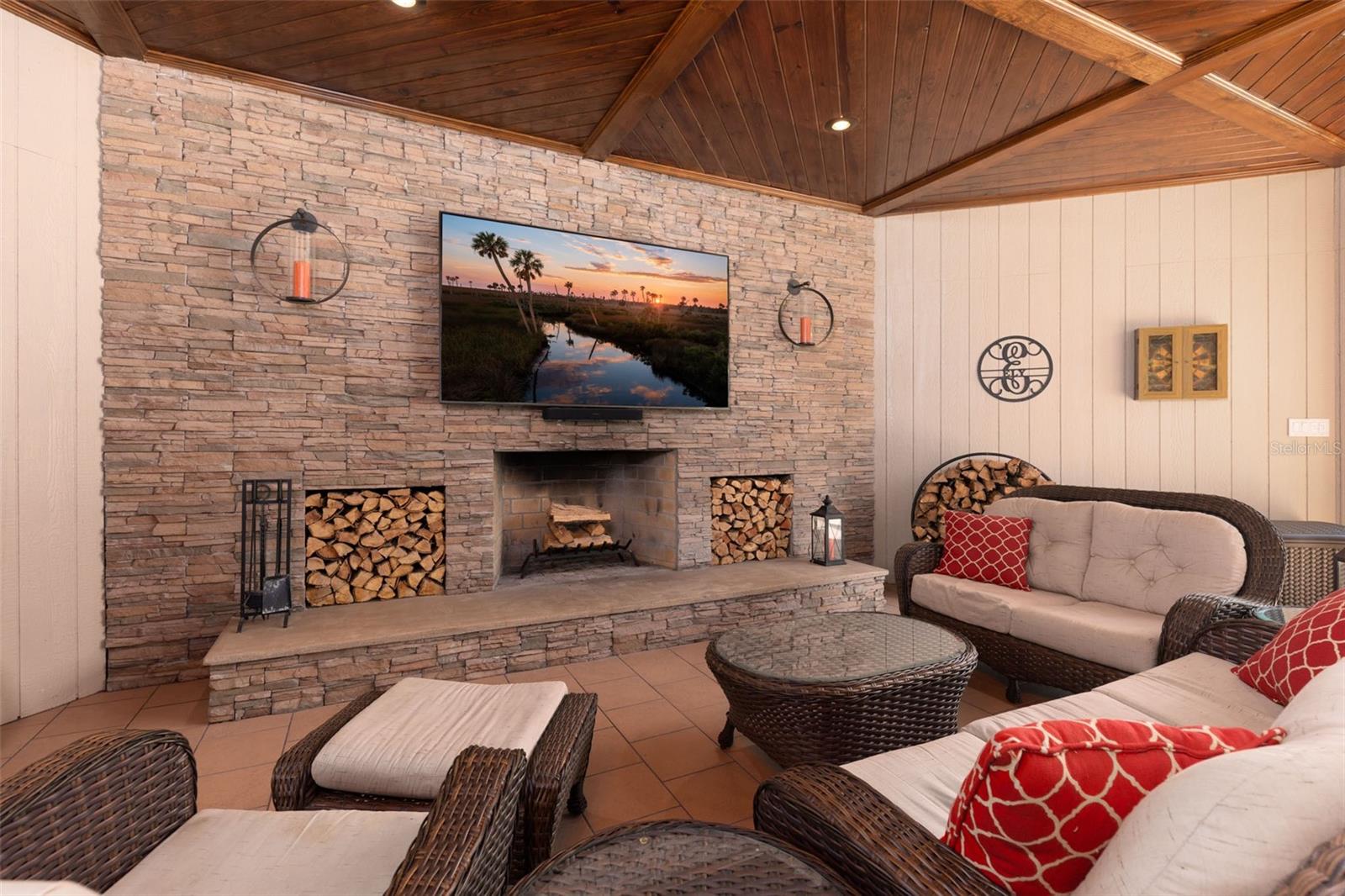 SANTA FE FOREST - Residential