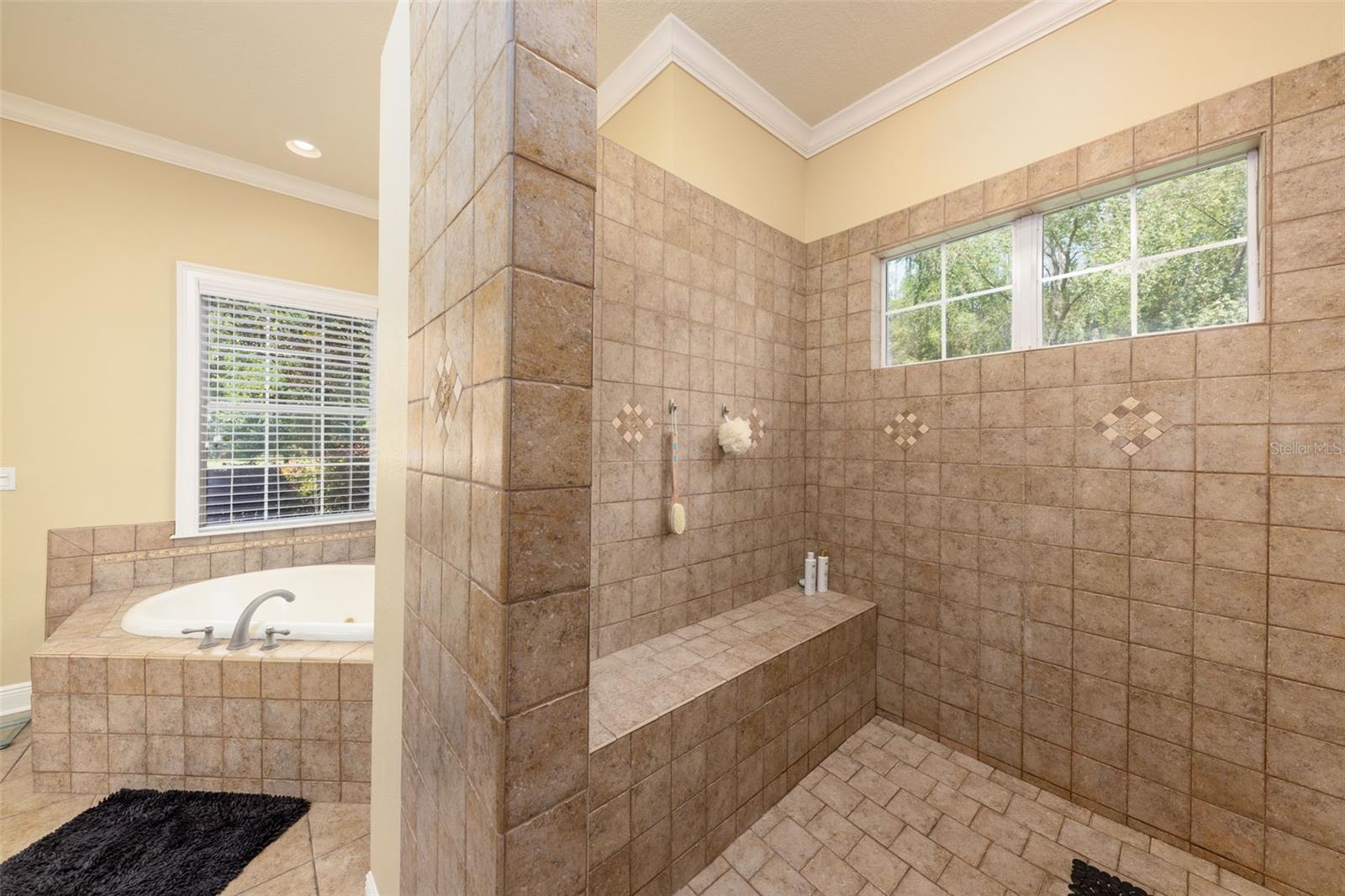 SANTA FE FOREST - Residential