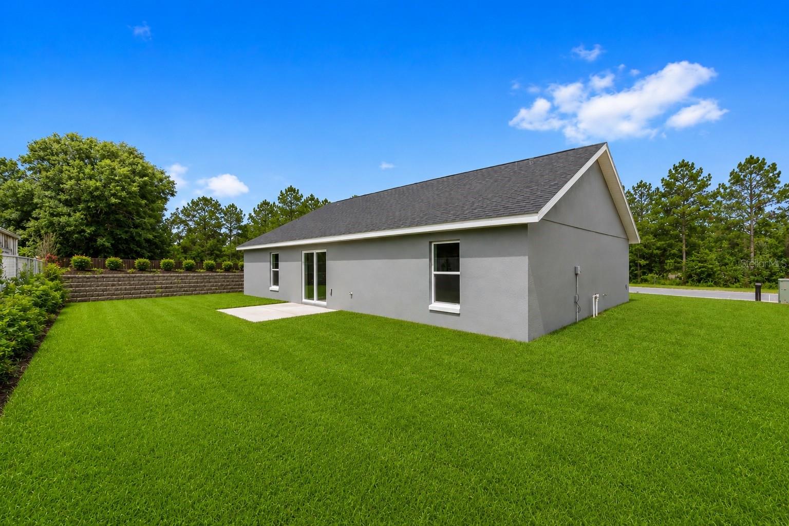 RAINBOW LAKES ESTATE - Residential