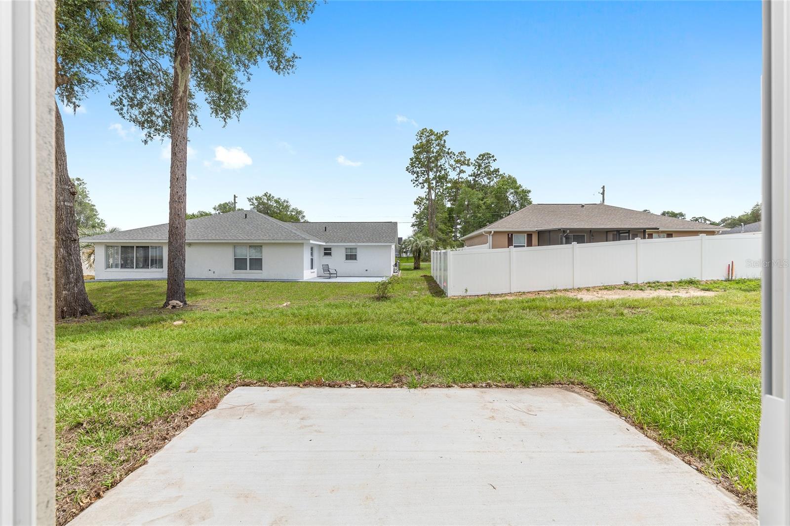 RAINBOW LAKES ESTATE - Residential