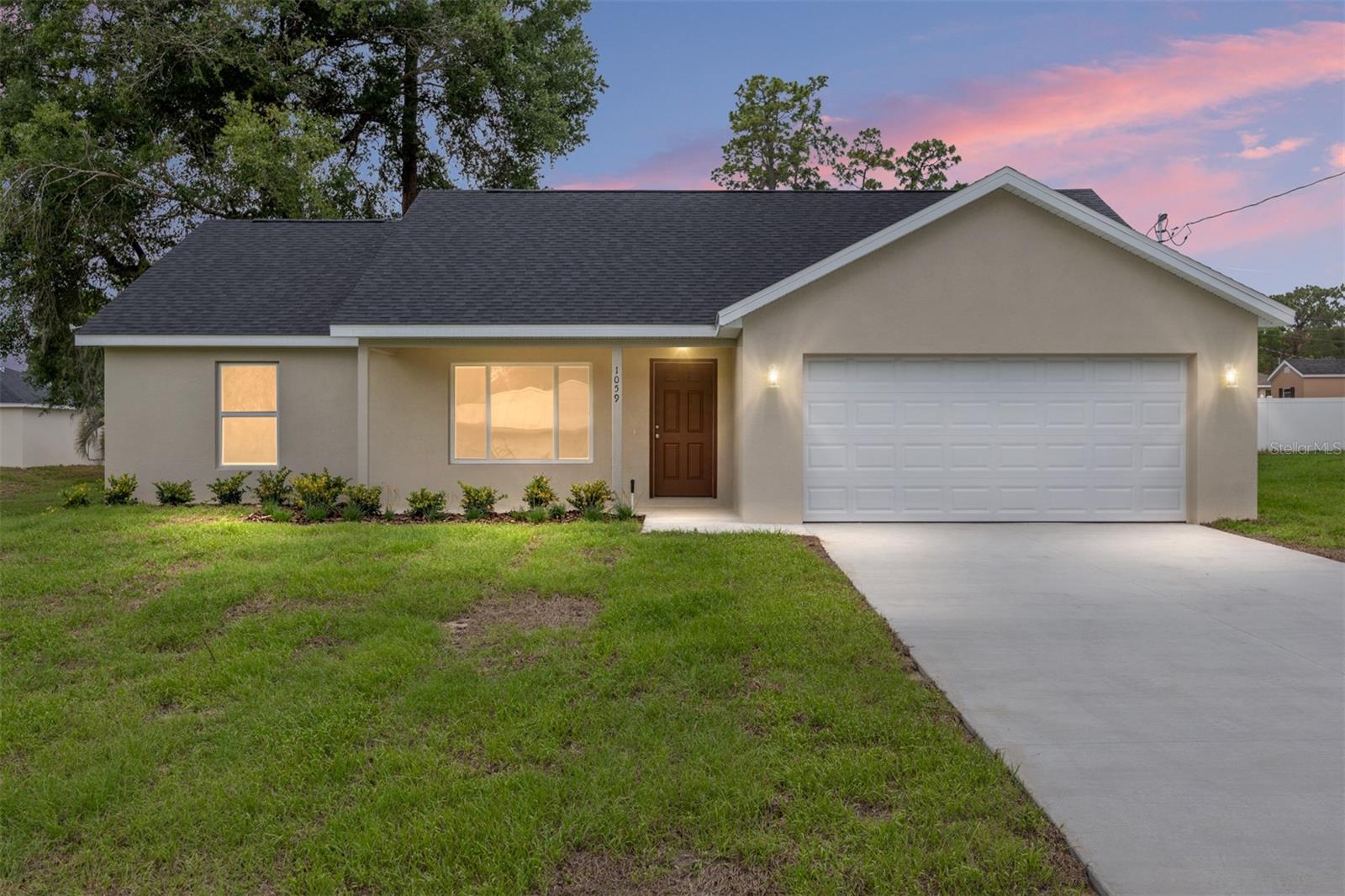 RAINBOW LAKES ESTATE - Residential