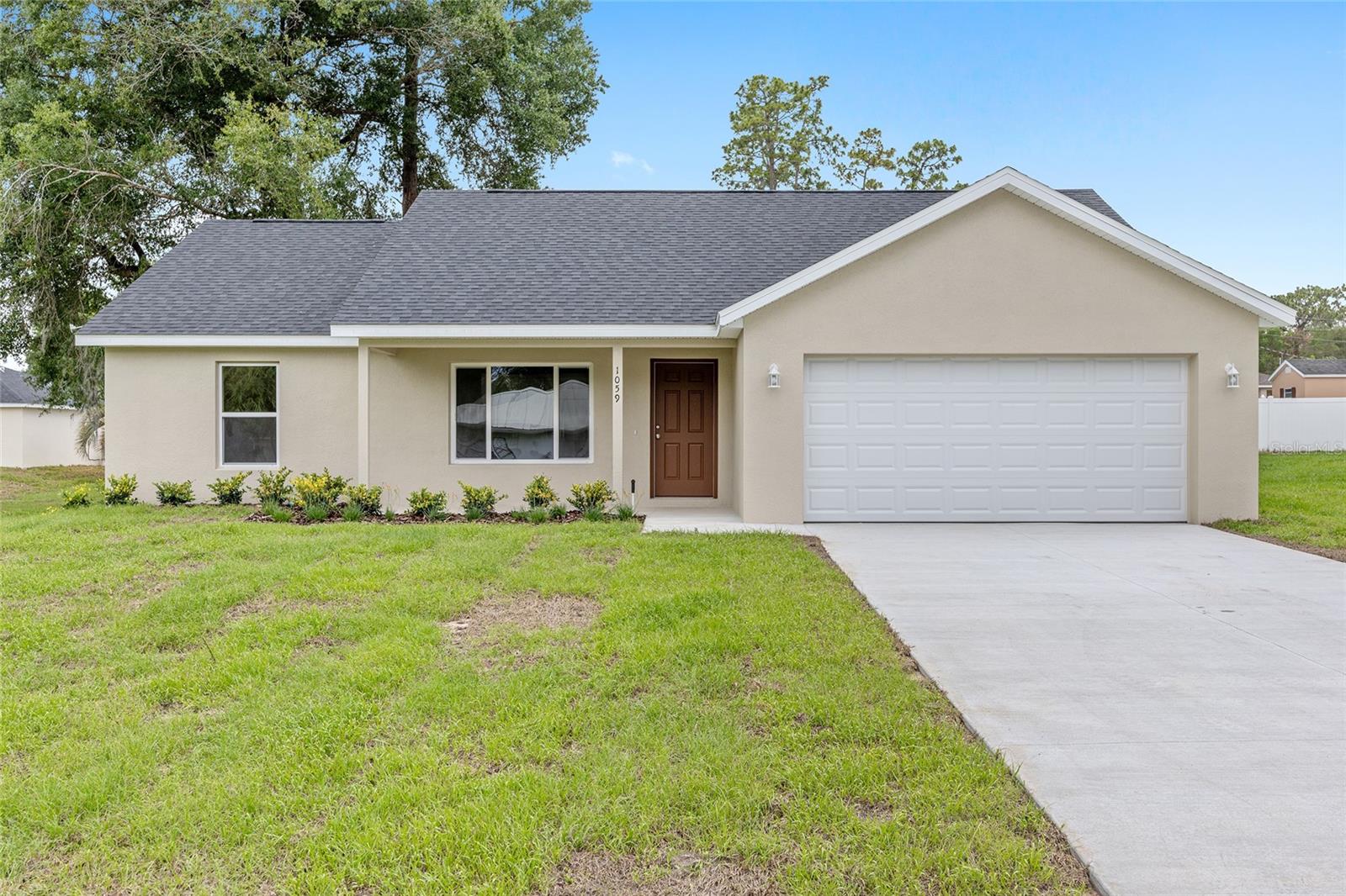 RAINBOW LAKES ESTATE - Residential