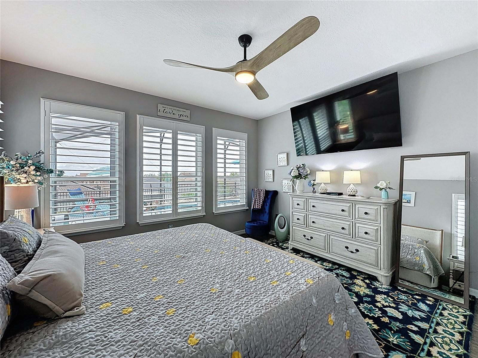 CASCADES OF GROVELAND (TRILOGY) - Residential