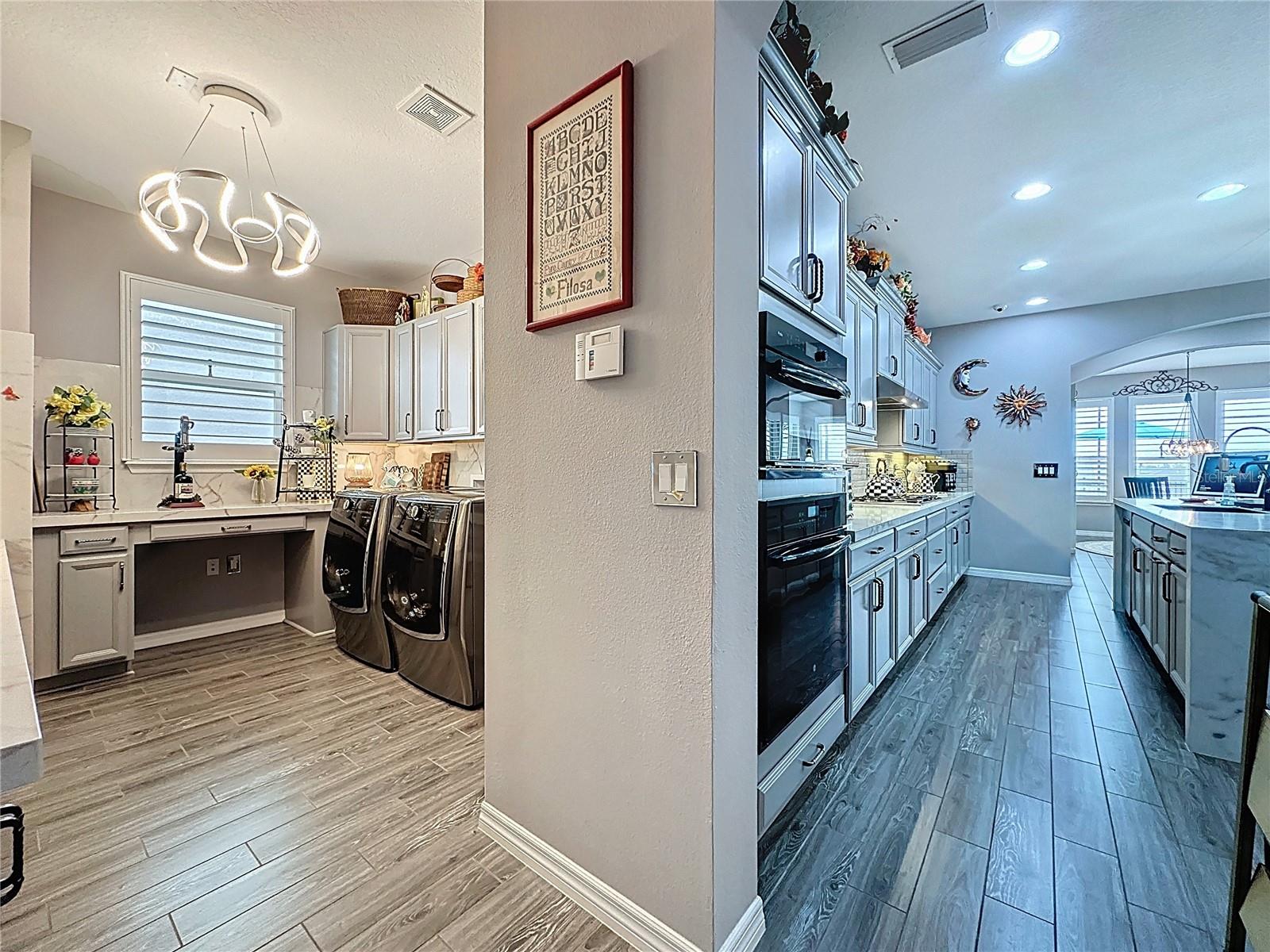 CASCADES OF GROVELAND (TRILOGY) - Residential