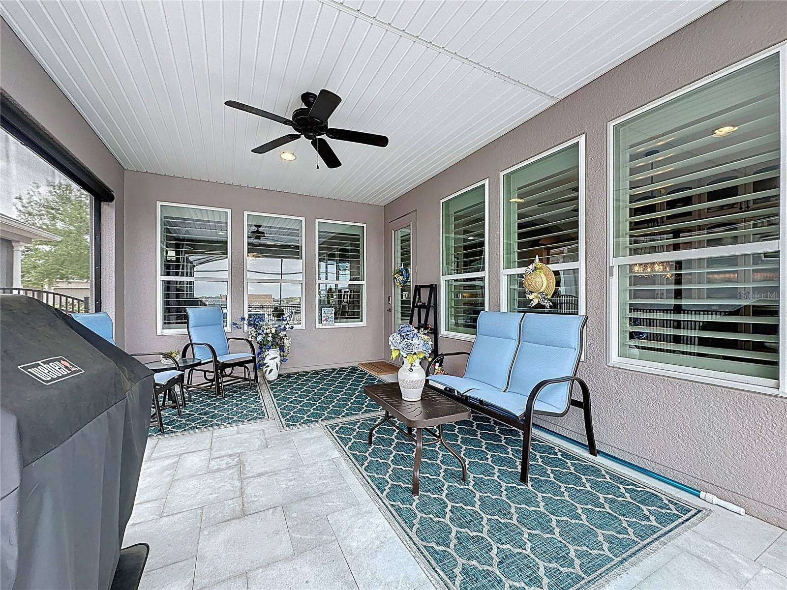 CASCADES OF GROVELAND (TRILOGY) - Residential