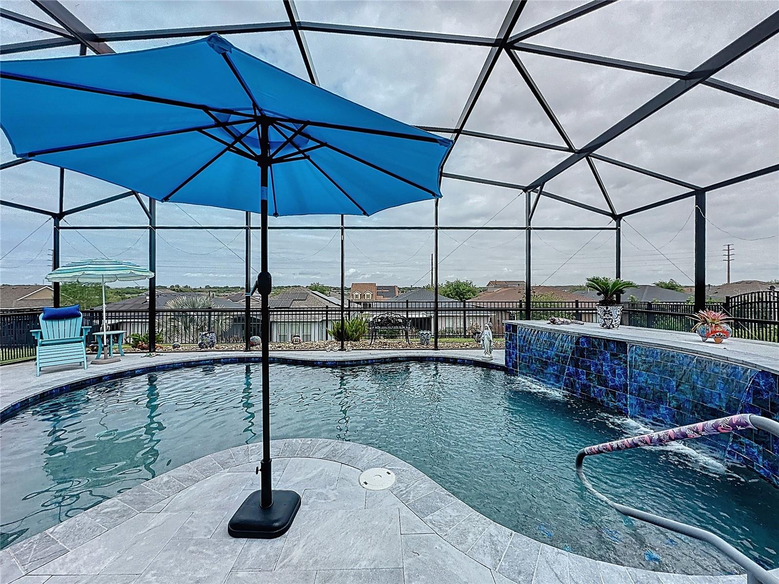CASCADES OF GROVELAND (TRILOGY) - Residential
