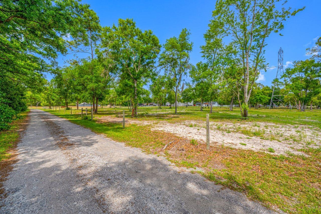 GUILLEN ESTATES LOT 5 REPLAT - Land