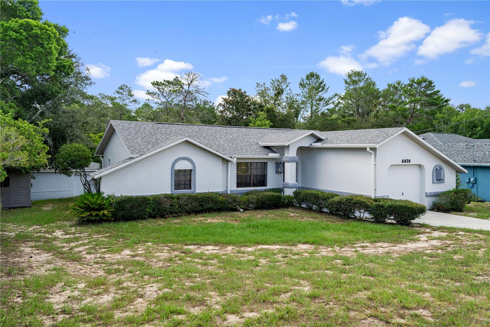 SPRING HILL - Residential