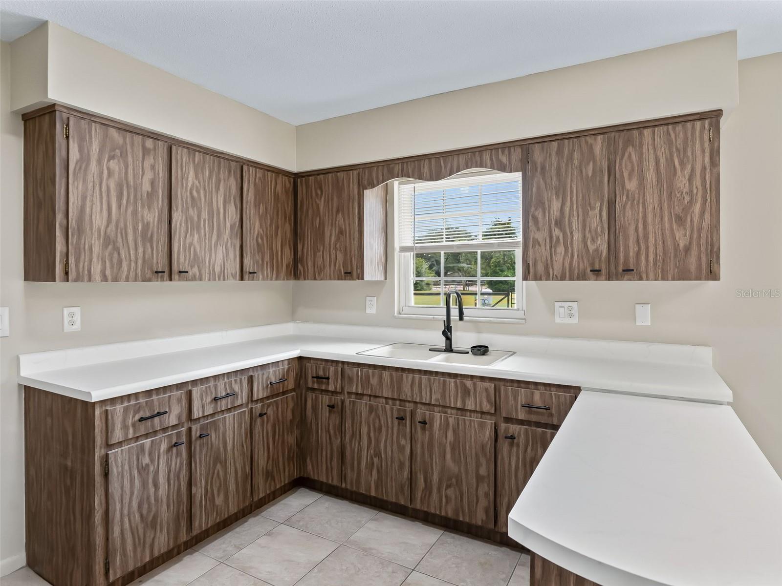 GREEN TURF ACRES 11 - Residential
