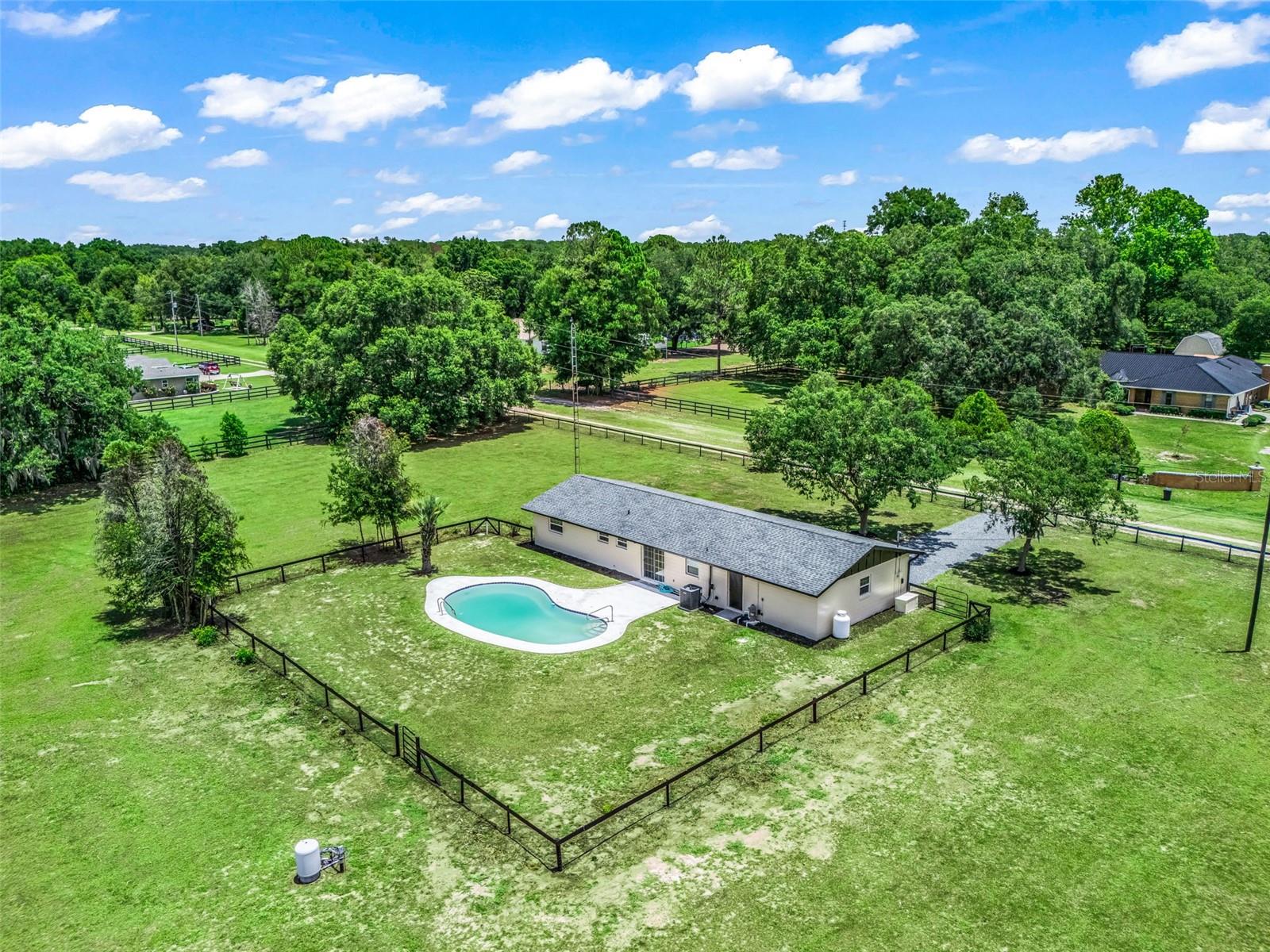 GREEN TURF ACRES 11 - Residential