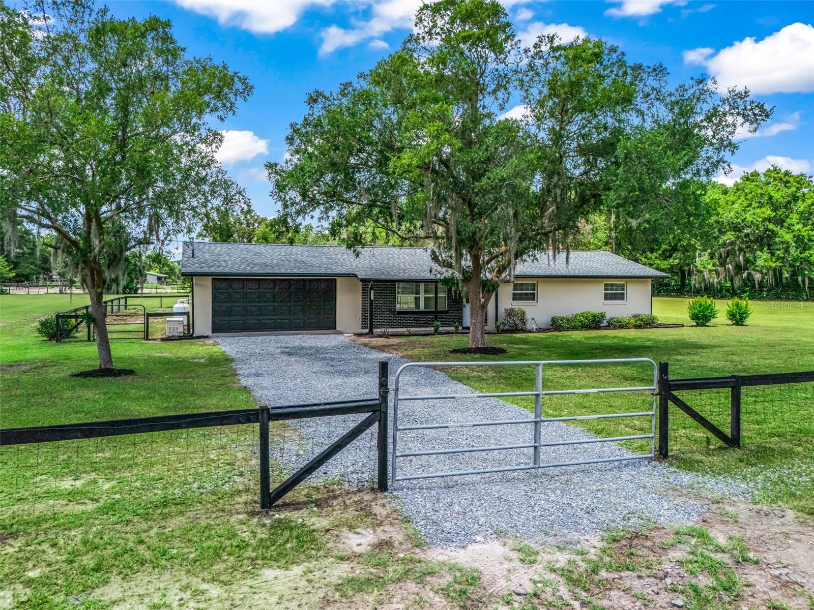 GREEN TURF ACRES 11 - Residential