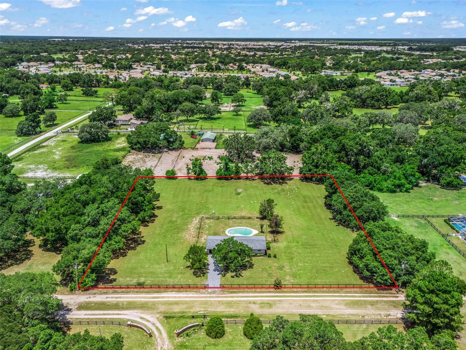 GREEN TURF ACRES 11 - Residential