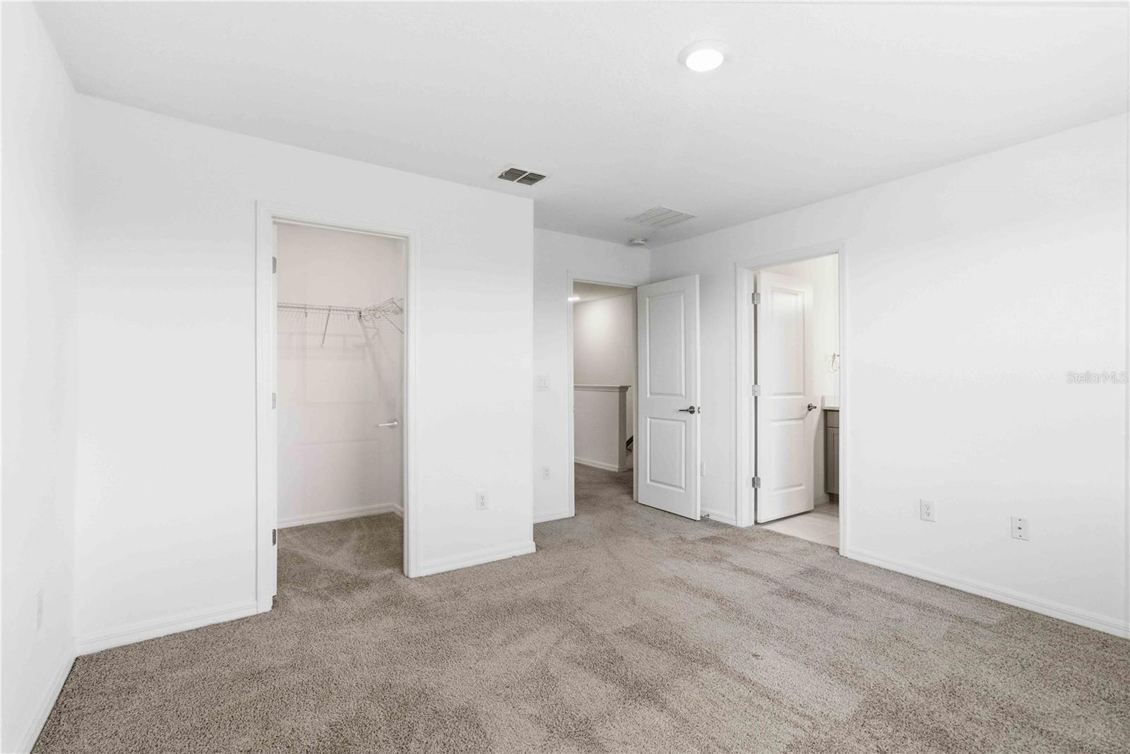 ARTISAN LAKES EDGESTONE NORTH PH I & II - Residential Lease