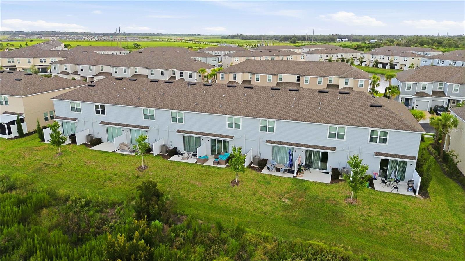 ARTISAN LAKES EDGESTONE NORTH PH I & II - Residential Lease