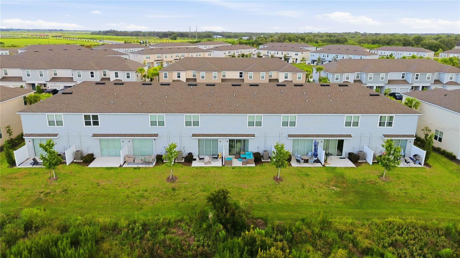 ARTISAN LAKES EDGESTONE NORTH PH I & II - Residential Lease