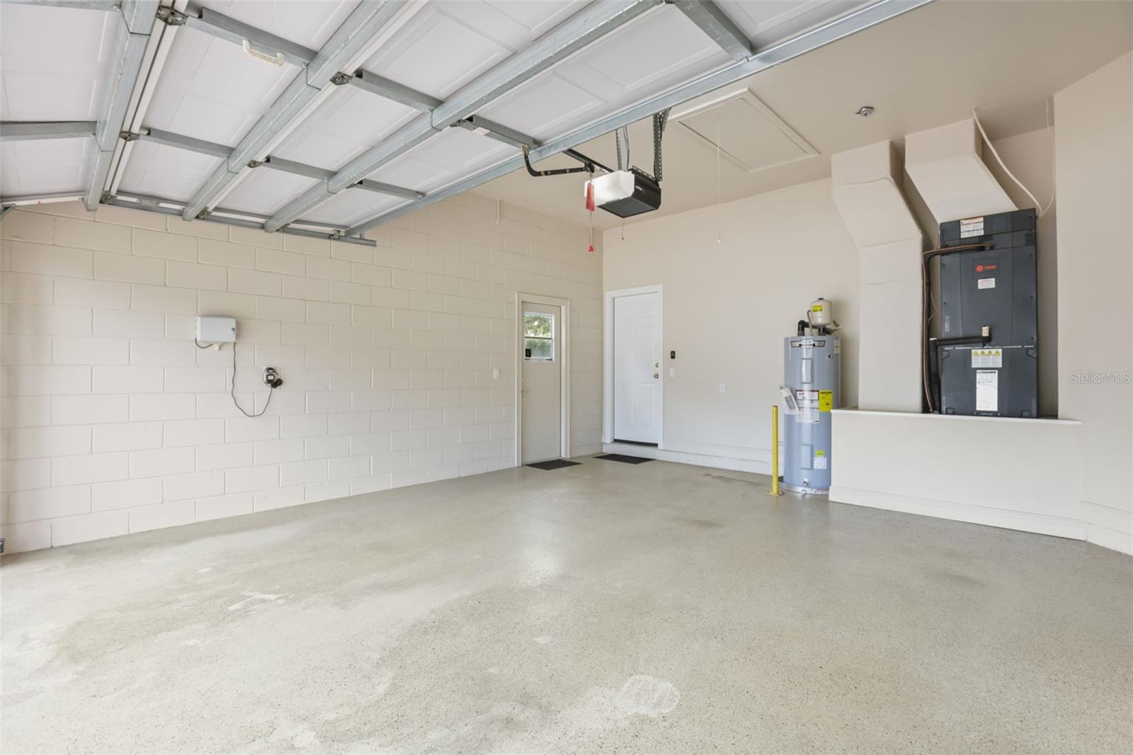 LAKE FOREST SEC 14 - Residential