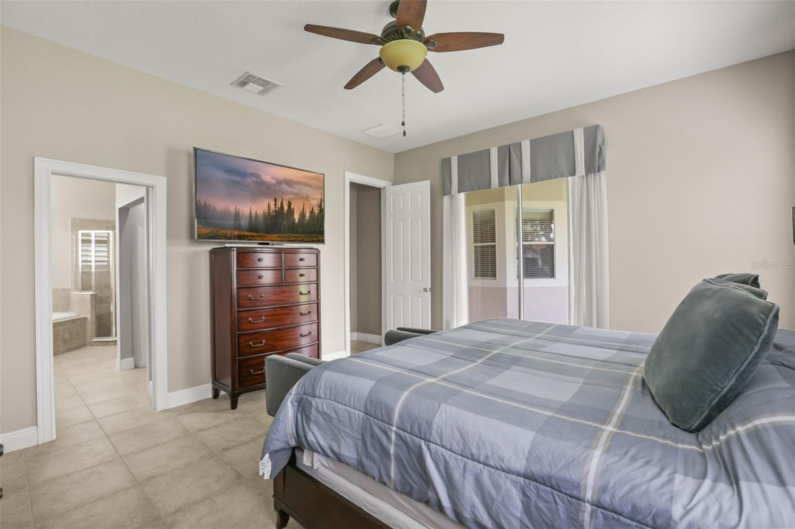 LAKE FOREST SEC 14 - Residential