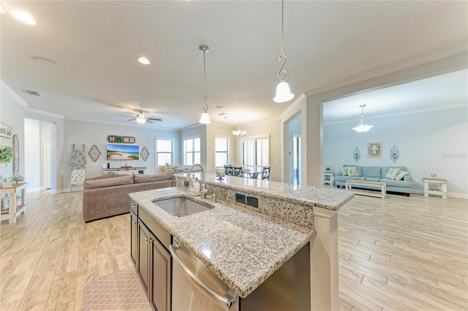 GRAND PALM PH 2AB & 2AC - Residential