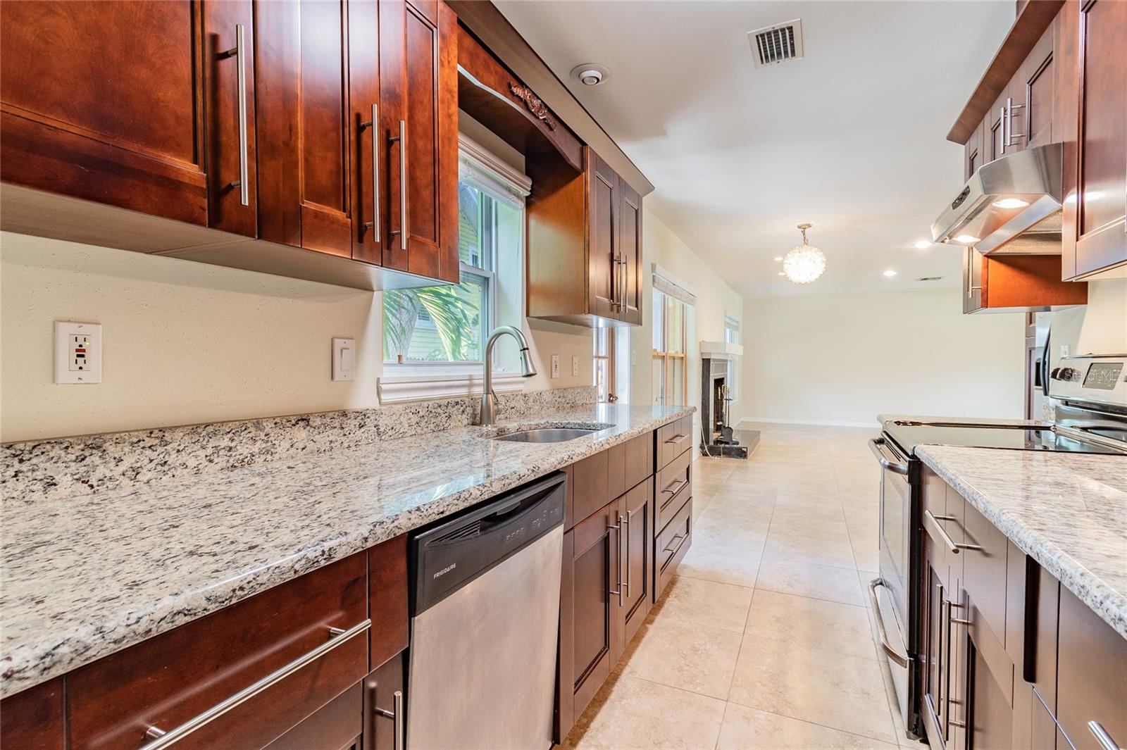 BIDWELLS WILDWOOD PARK - Residential Lease