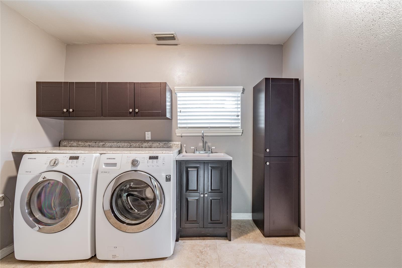 BIDWELLS WILDWOOD PARK - Residential Lease