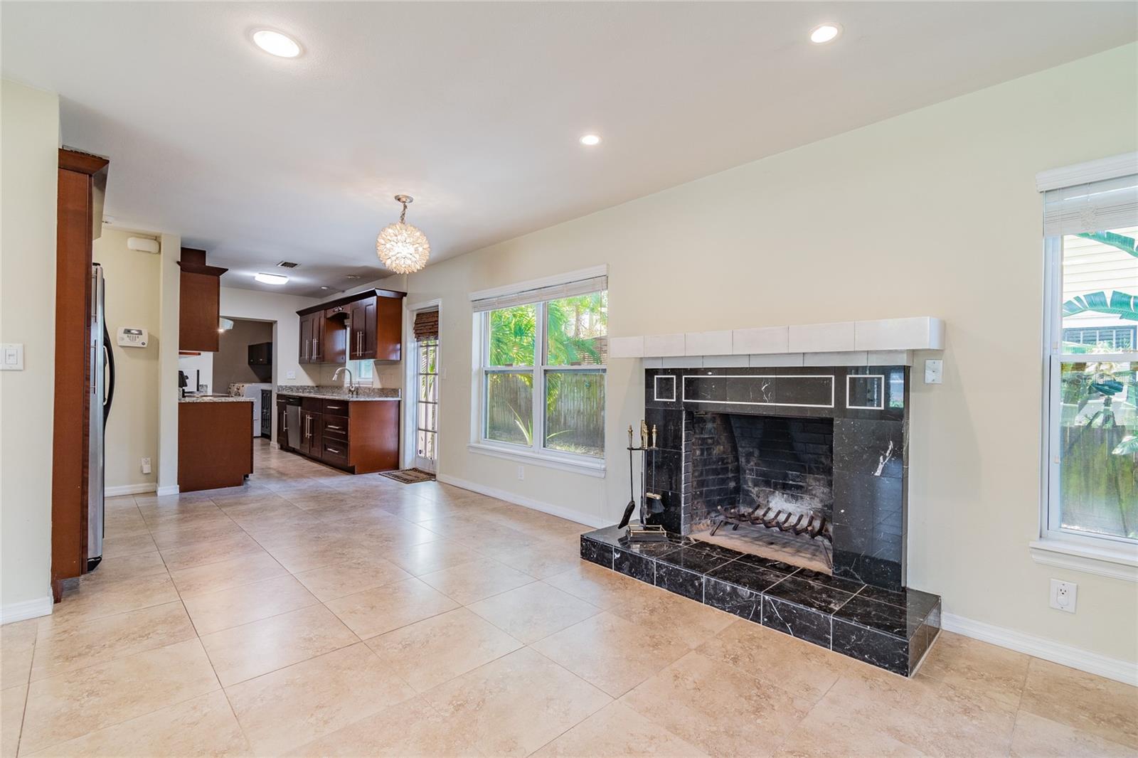 BIDWELLS WILDWOOD PARK - Residential Lease