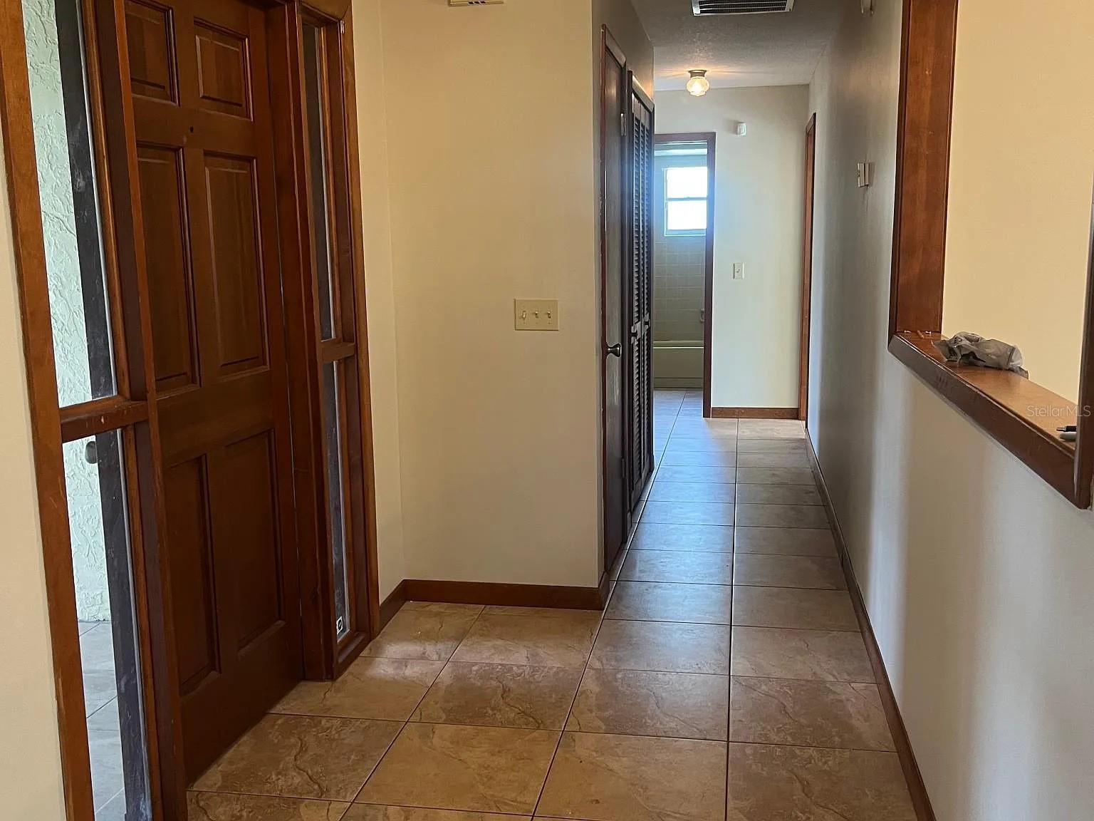 DEERWOOD - Residential Lease