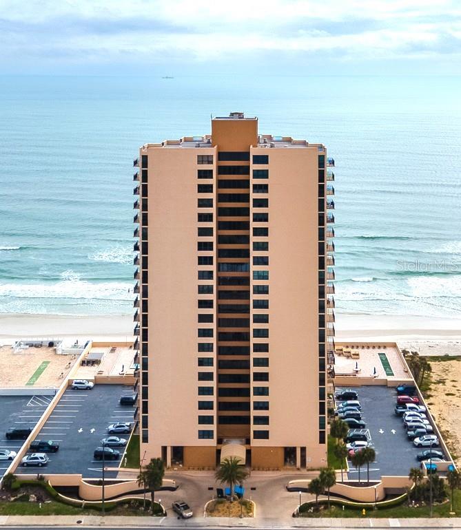 OCEANS ONE - Residential