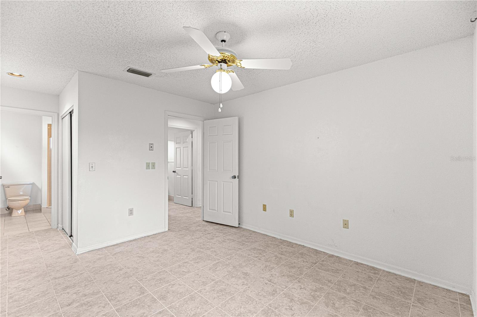 OAK RUN 05 - Residential