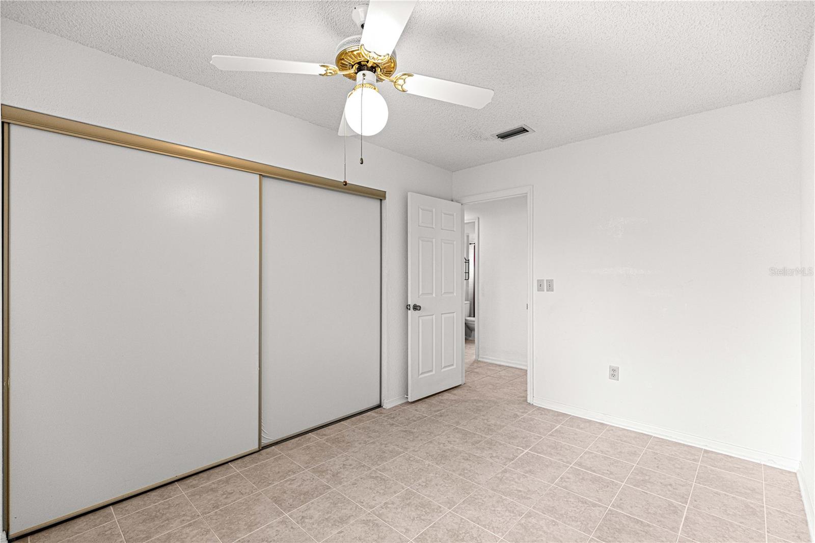 OAK RUN 05 - Residential