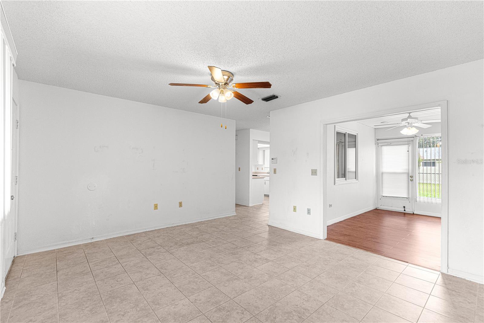 OAK RUN 05 - Residential