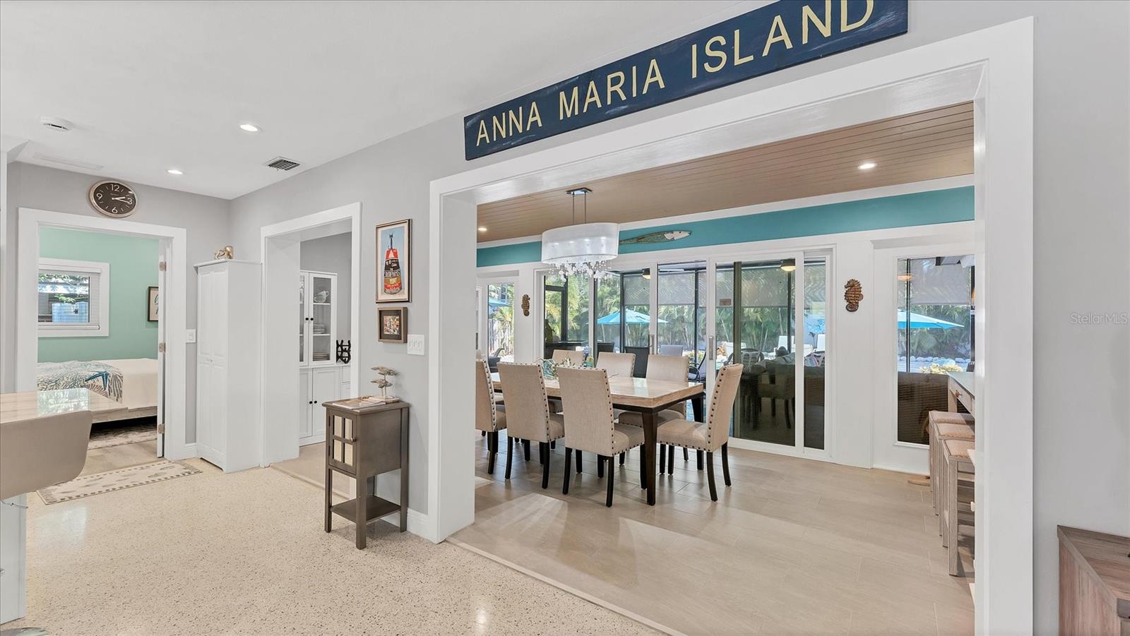 LAKE LA VISTA REP - Residential