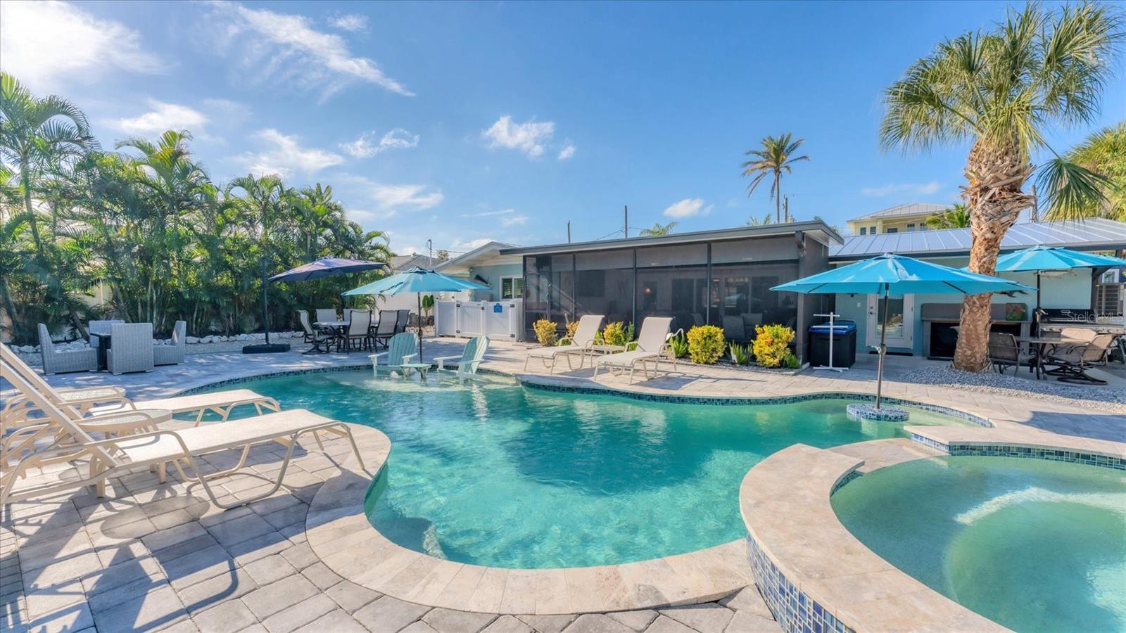 LAKE LA VISTA REP - Residential